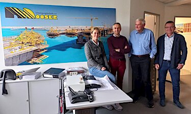 (v.l.): Anja Mooser, Norbert Seidl, Walter Mooser und Hans Knürr